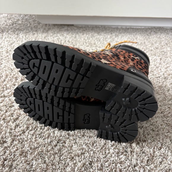 NIB Coach Women's Lorren Leopard Print Booties Size 6.5 - Picture 7 of 9